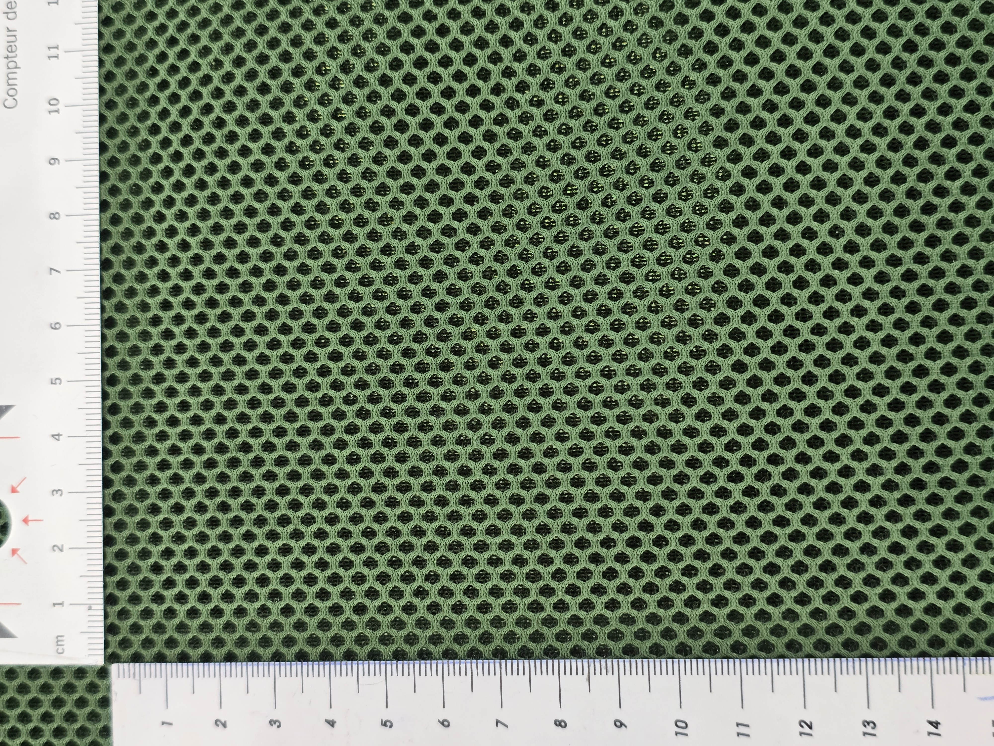 3D Mesh tannengrün