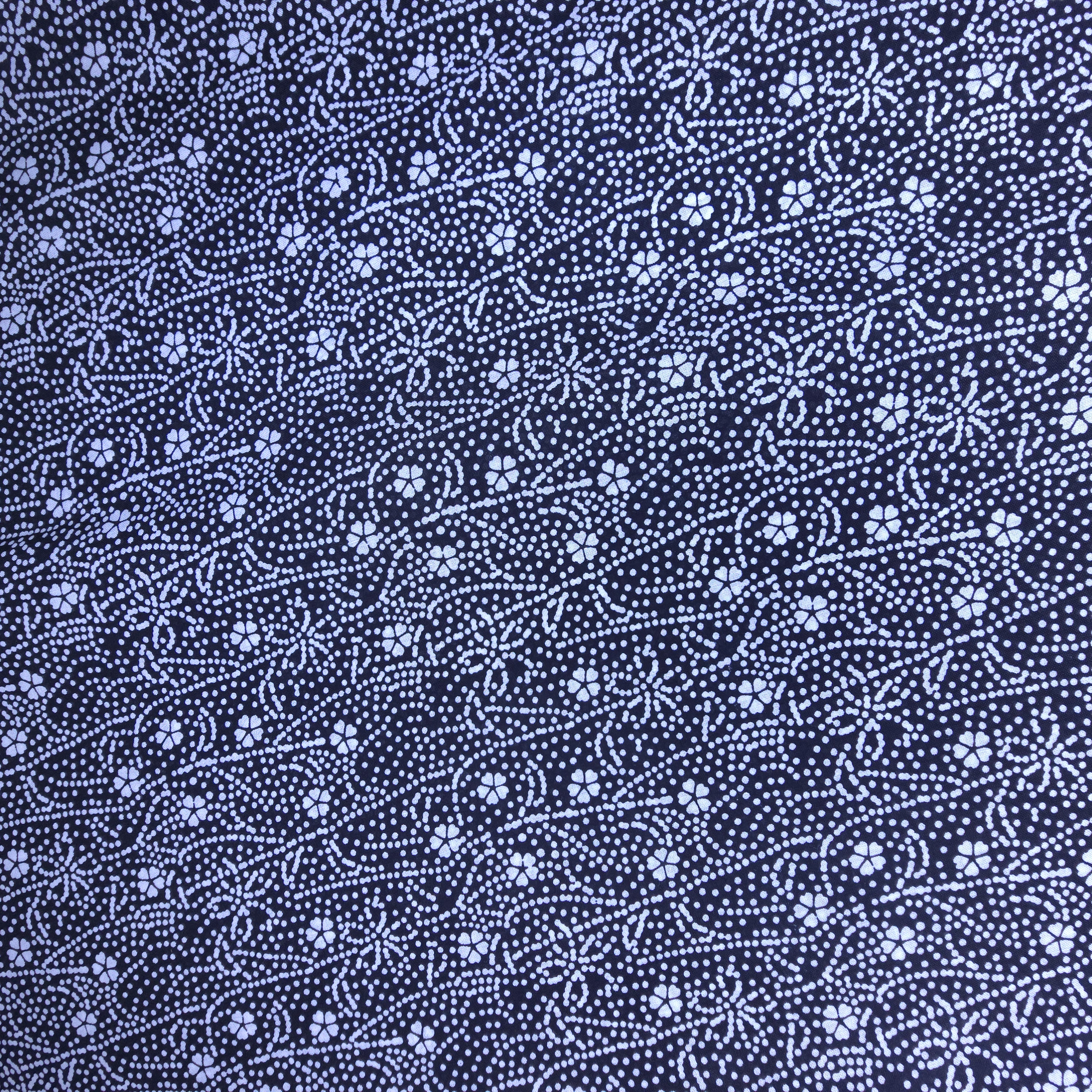 Patchwork Blume Basis schwarz, Blume weiß